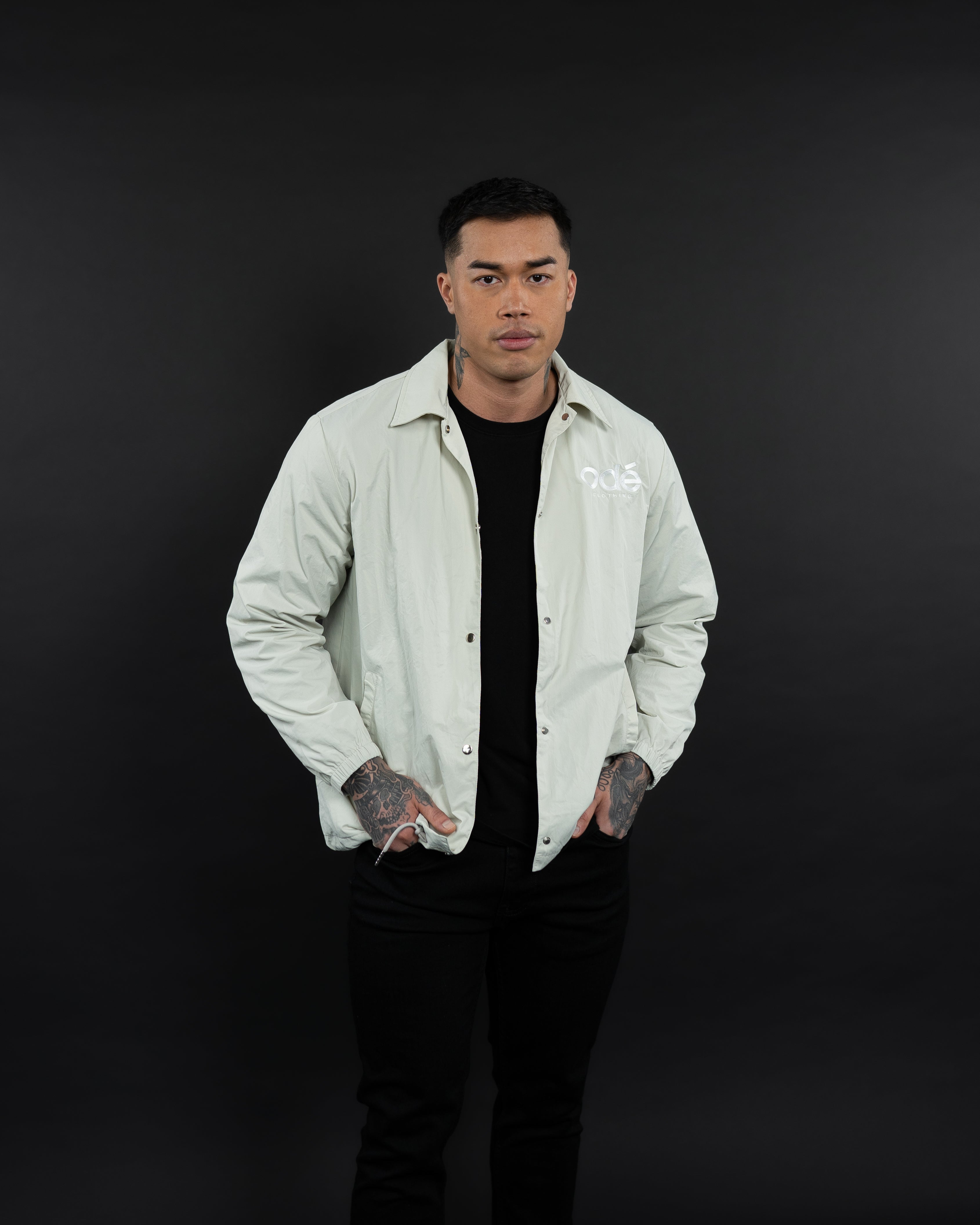 Light grey outlet windbreaker